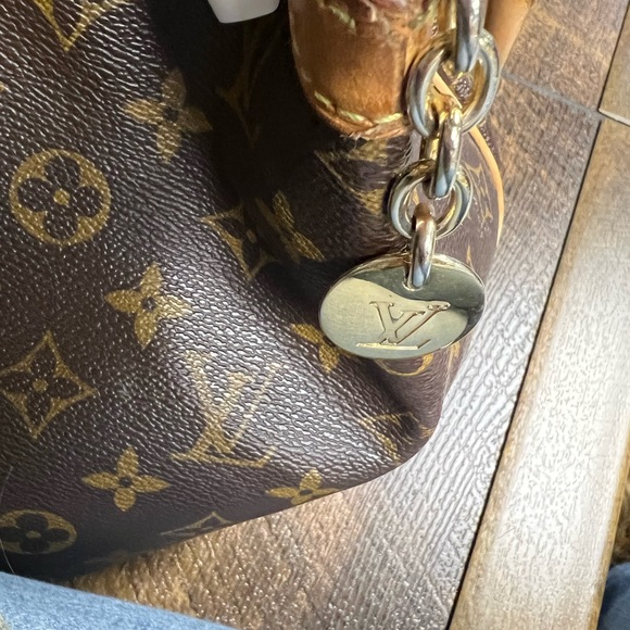 Louis Vuitton Authentic Louis Vuitton Monogram Tivoli GM Hand Bag - Picture 8 of 10